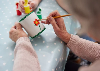 How Music, Creativity and Art Therapy for Seniors Support Healthy Aging